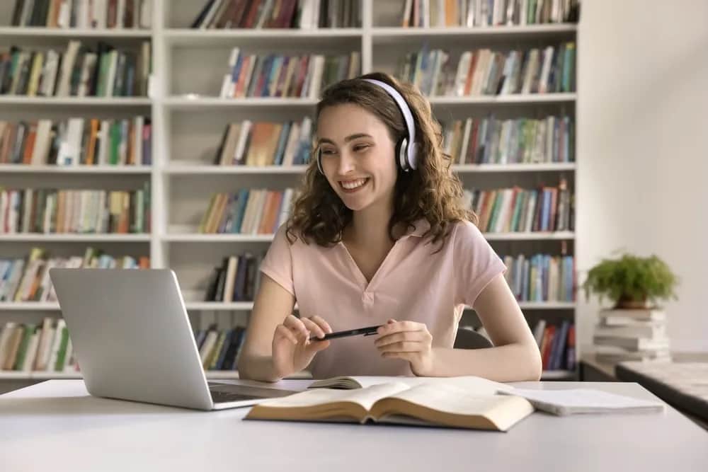 Czy za korepetycje trzeba płacić podatek? Sprawdź swoje obowiązki