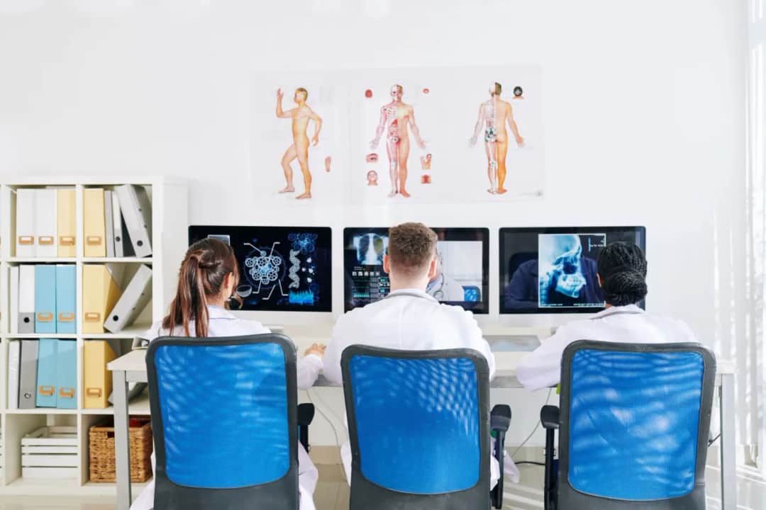 Jaka matura na medycynę? Kluczowe przedmioty i wymagania, które musisz znać